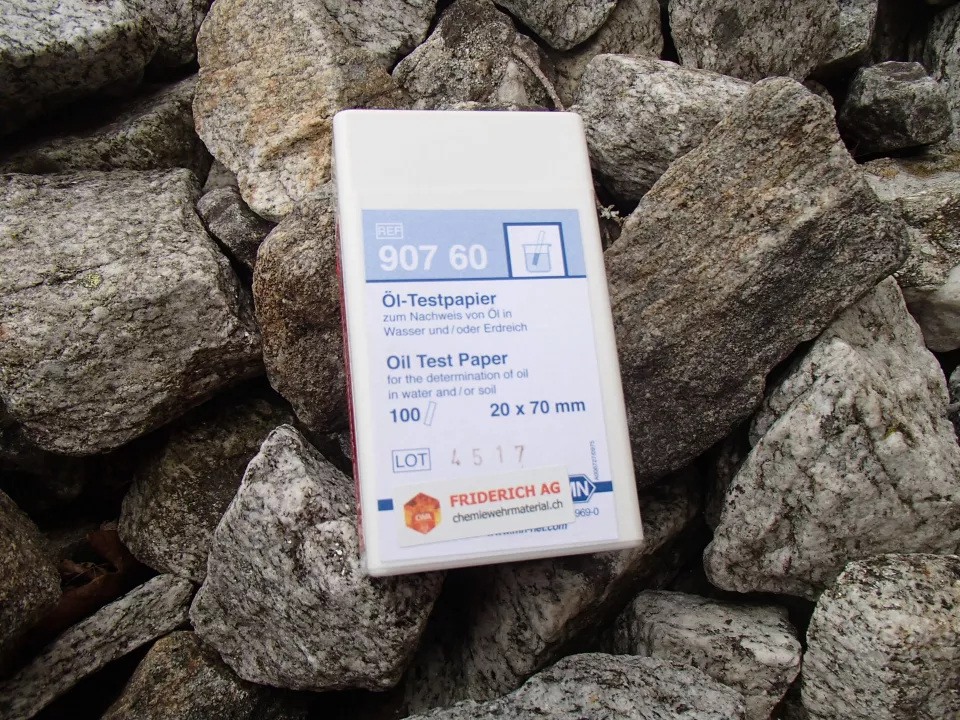 FCWS_Material_Öltestpapier.jpg